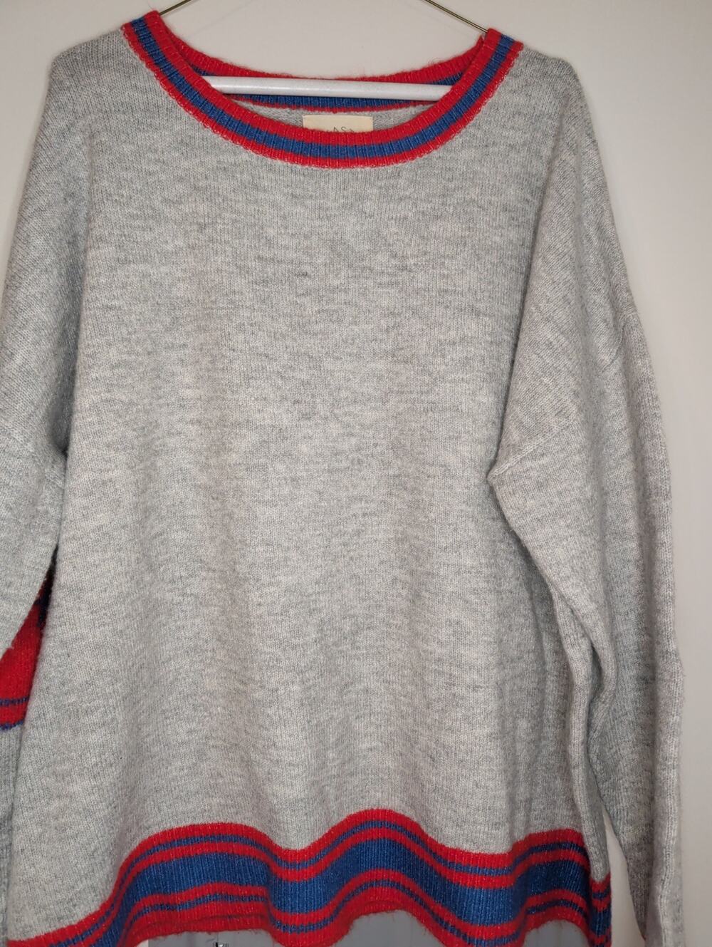 Fantastic Fawn Heather Gray Varsity Stripe Crewneck Sweater Medium